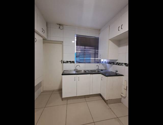 3 BEDROOM PROPERTY TO RENT IN BRAMLEY